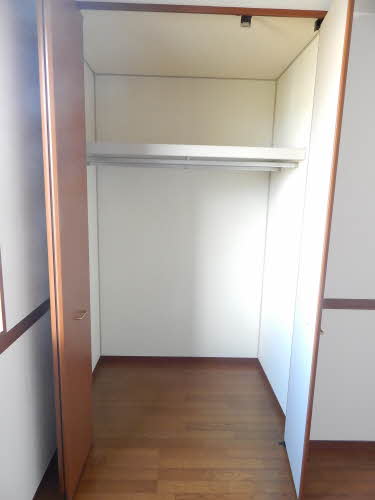 収納　洋室１収納