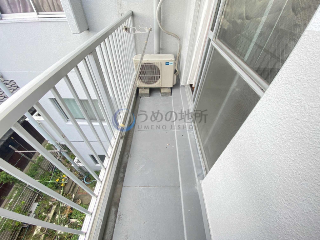 バルコニー　バルコニー