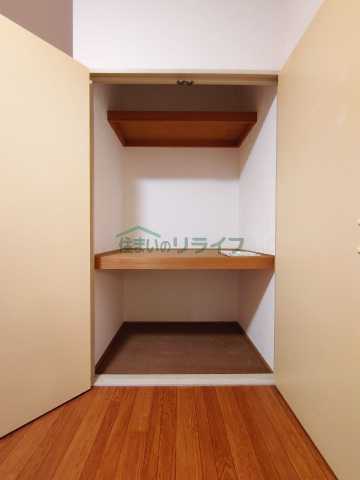 収納　リライフ下北沢店