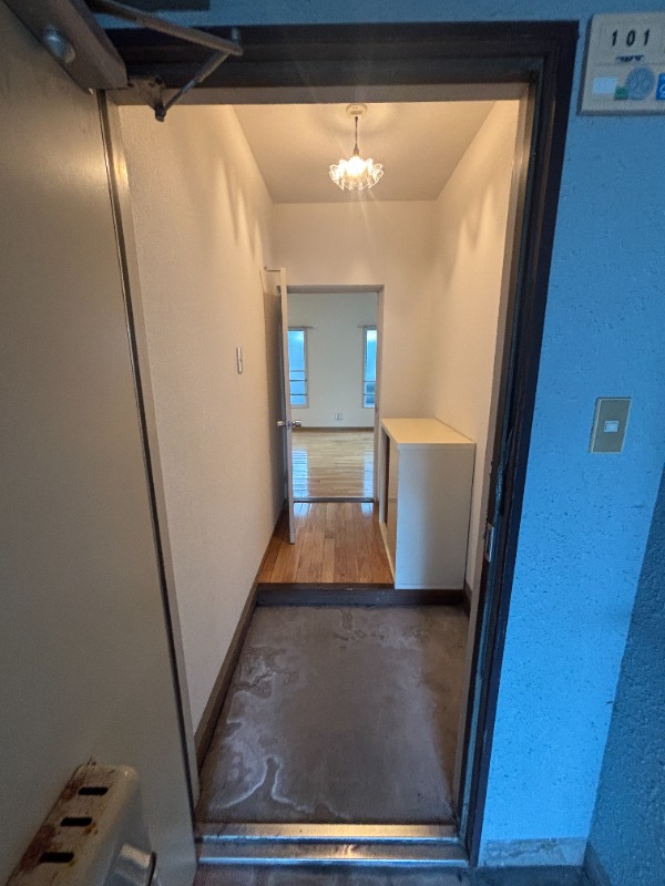 玄関　別号室イメージ