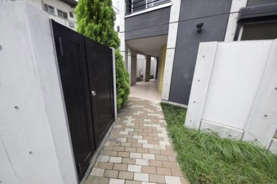 エントランス　Branche新中野