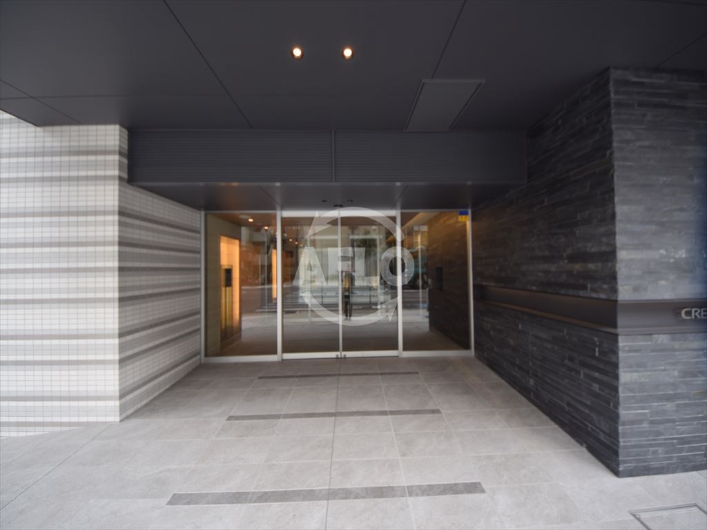 エントランス　クレストコート靭公園　エントランス