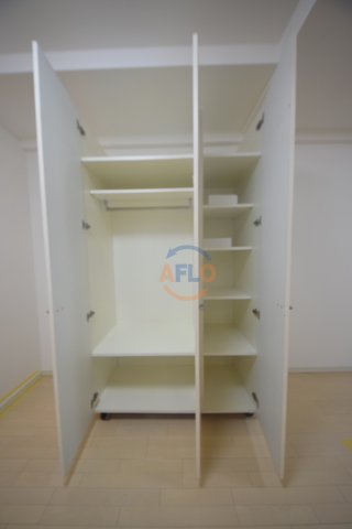 収納　アーバネックス北浜　大型クローゼット