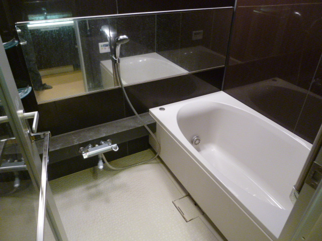 バス・シャワールーム　別タイプ部屋　参考写真です