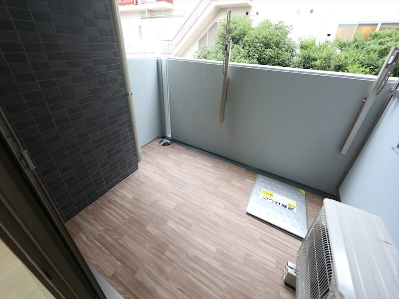 バルコニー　バルコニー