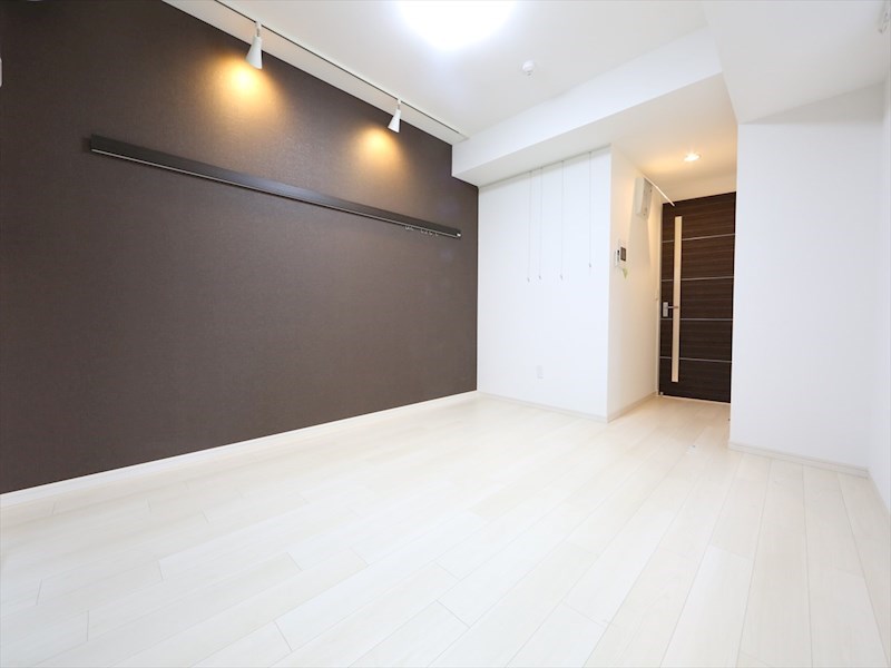 居室・リビング　洋室8.5帖　クローゼット付（収納充実してます）