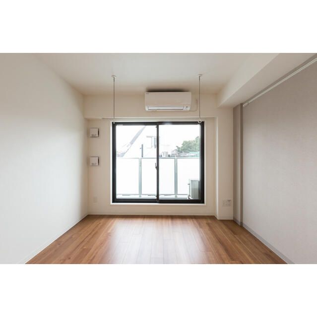 居室・リビング　※別部屋参考写真