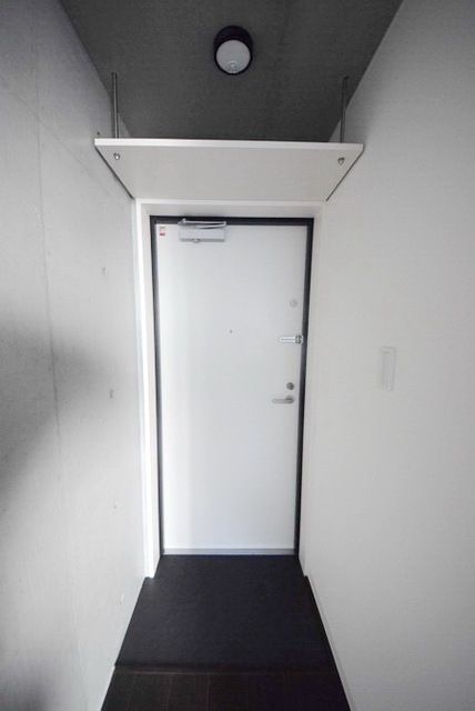 玄関　同間取別室画像