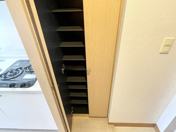 ノステルコ-ト岡崎の玄関写真