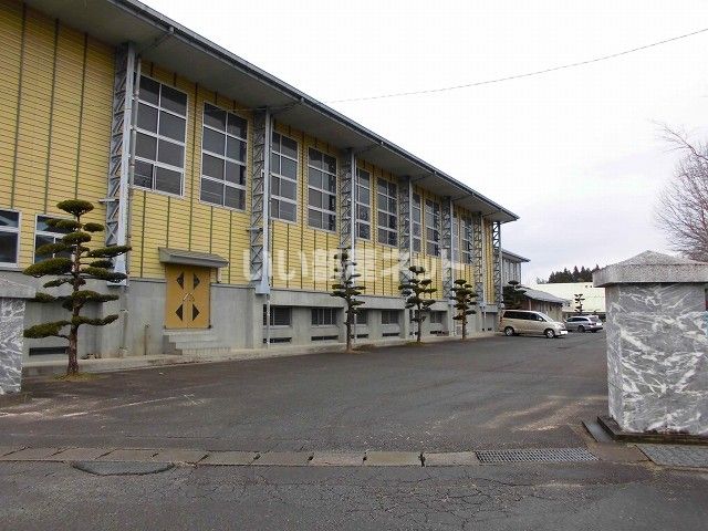 中学校　錦町立錦中学校（中学校）まで645m