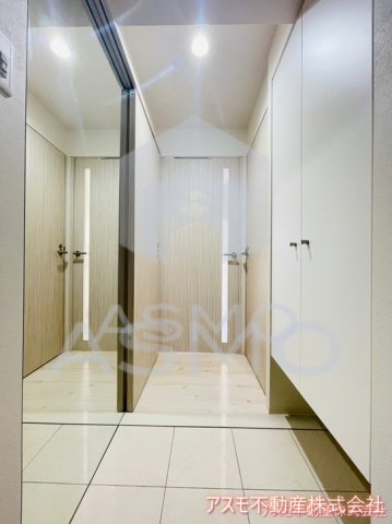 玄関　同マンション別部屋参考写真