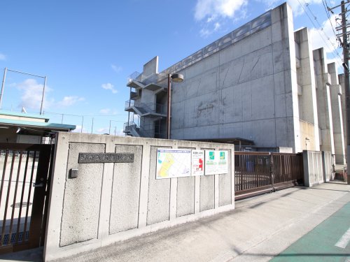 小学校　堺市立新湊小学校（小学校）まで328m