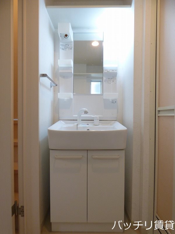 洗面設備　※別号室イメージの為、現状を優先致します