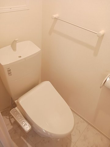 トイレ　ゆったりとした空間のトイレです