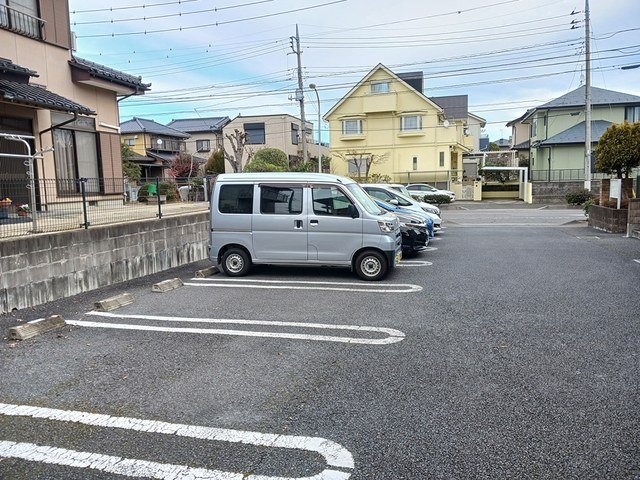 駐車場　駐車場完備です