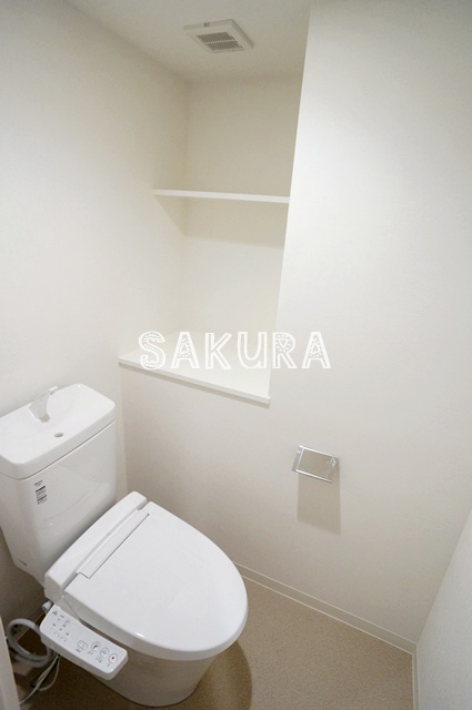 トイレ　嬉しい温水洗浄便座♪