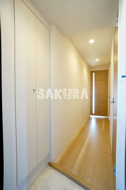 玄関　ゆとりある玄関スペース♪