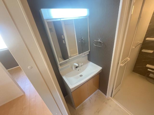 洗面設備　洗髪洗面化粧台（イメージ）