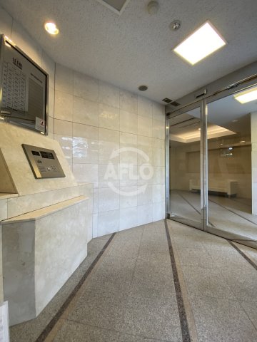 エントランス　リーガル靭公園南　エントランス