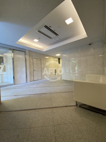 ロビー　リーガル靭公園南　ロビー