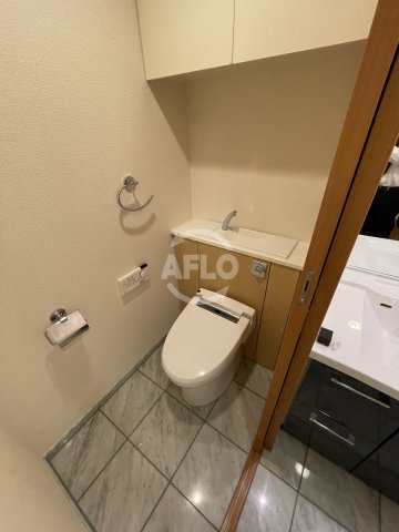 トイレ　リーガル靭公園南　トイレ