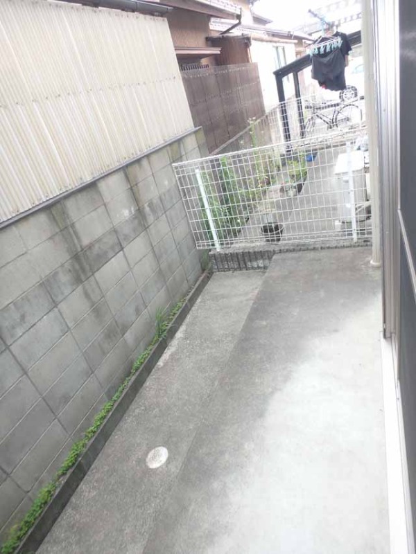 バルコニー　東向きで朝日が差し込みます☆