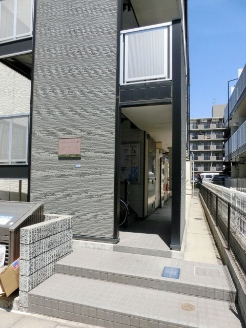 エントランス　お部屋へはこちらから