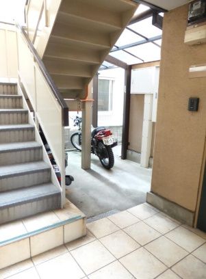 エントランス　毎日通るエントランス♪