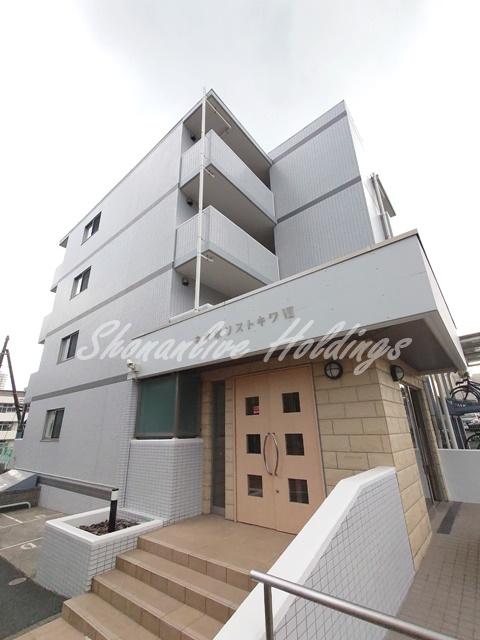 エントランス　清潔感のあるエントランスです♪