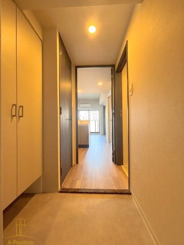 玄関　リヴェント難波ウエスト