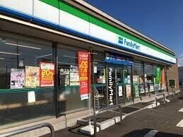 コンビニ　ファミリーマート札幌発寒14条店（コンビニ）まで557m
