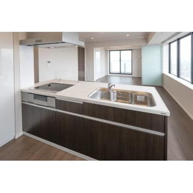 キッチン　※写真は同タイプ住戸です。