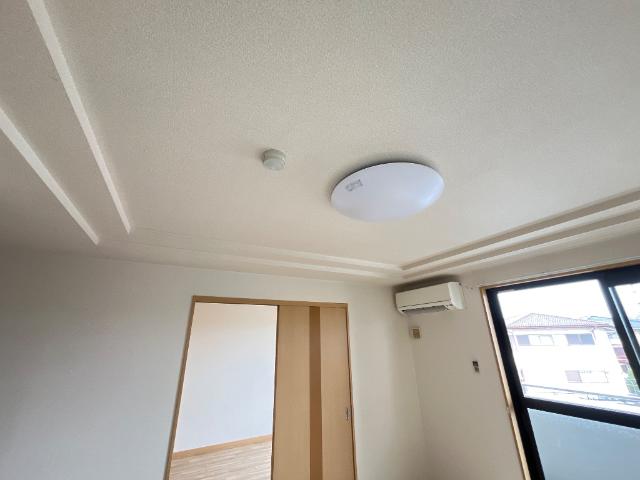 その他設備　照明器具各室