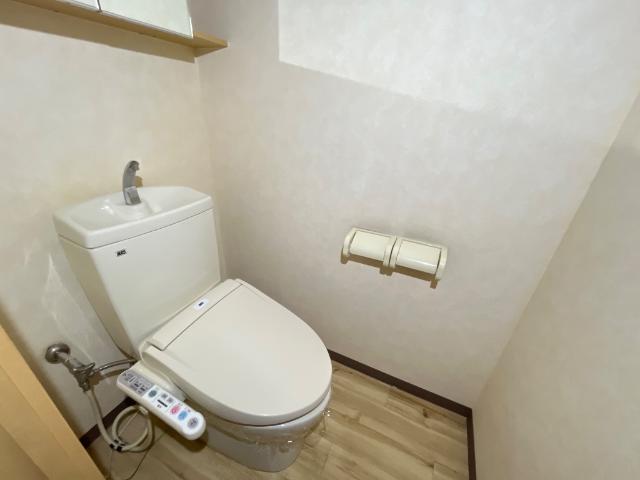 トイレ　シャワー付トイレ