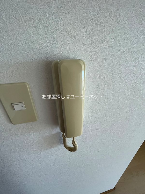 セキュリティ　ＴＶモニターフォン新規設置致します。