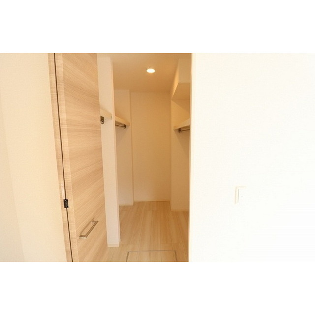 収納　荷物が増えても安心のウォークインクローゼ