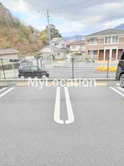 駐車場　☆敷地内に駐車場があります☆