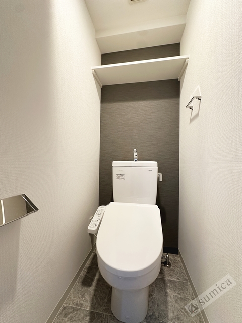 トイレ　温水洗浄便座