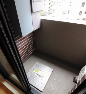 バルコニー　バルコニー