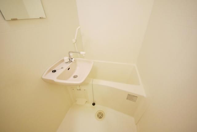 バス・シャワールーム　★　ゆったりとしたお風呂場　★