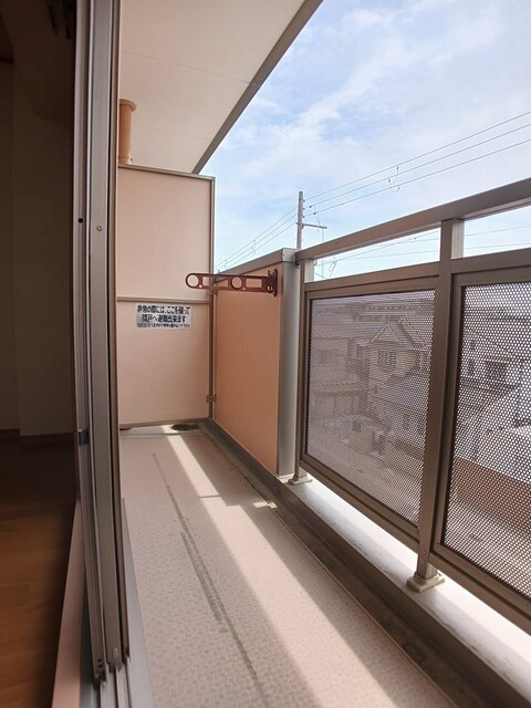 バルコニー　落ち着いた時間を過ごせるバルコニーです