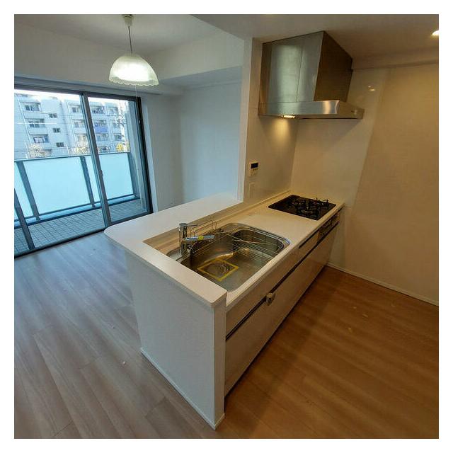 キッチン　システムキッチン。