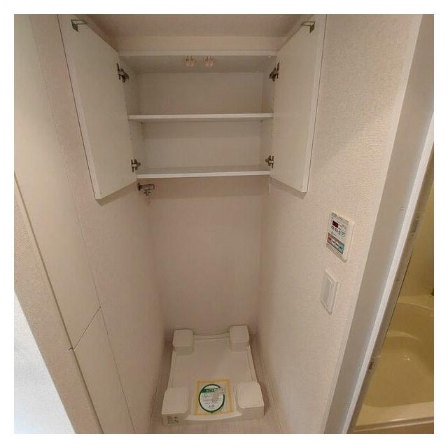 その他設備　室内洗濯機置き場。