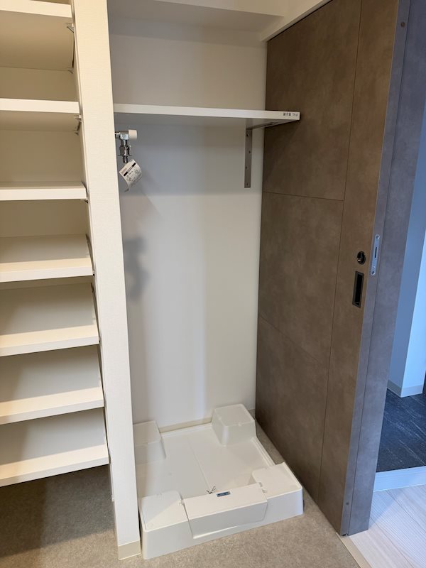 その他　洗濯機置場