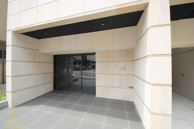 エントランス　ダヴィンチ