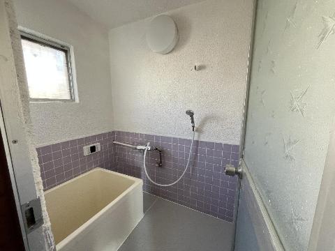 バス・シャワールーム　バス