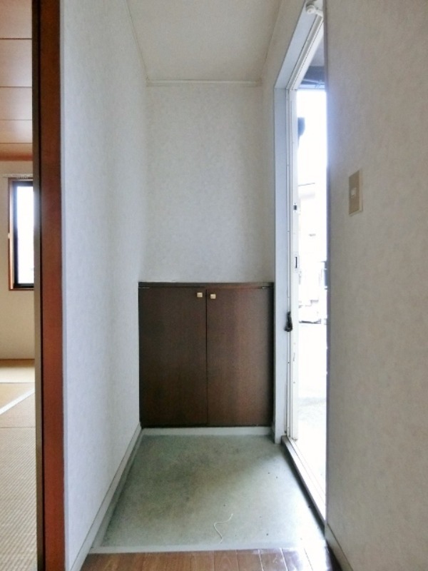 玄関　図面と現状に相違がある場合には現状を優先