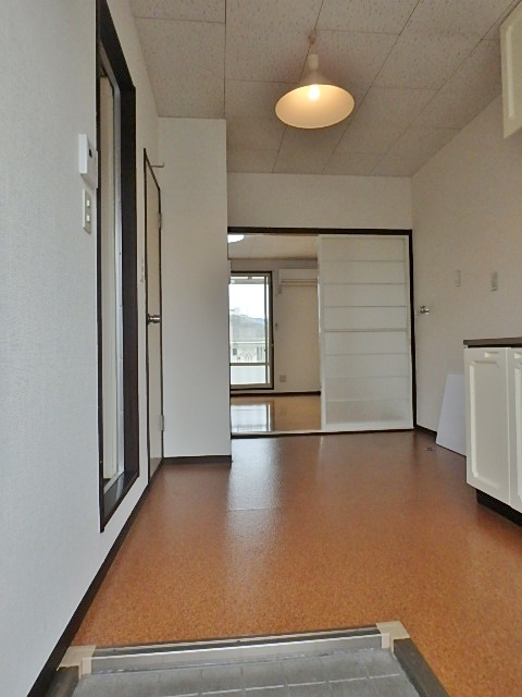 玄関　図面と現状に相違がある場合には現状を優先