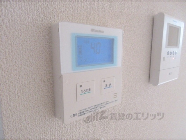 その他設備　給湯器リモコン