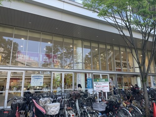 スーパー　マルエツ 川口キュポラ店（スーパー）まで669m